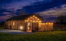Montana Log Cabin - Ockeridge Rural Retreats